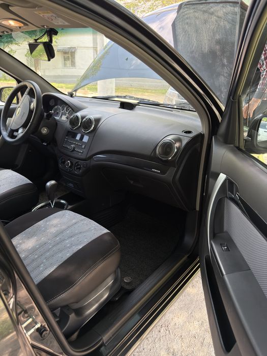 Nexia 3 автомат 4 Luxe позиция 49.500 пробег