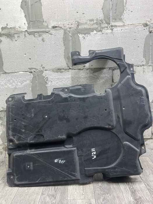 Защита двигателя Мерседес 211.