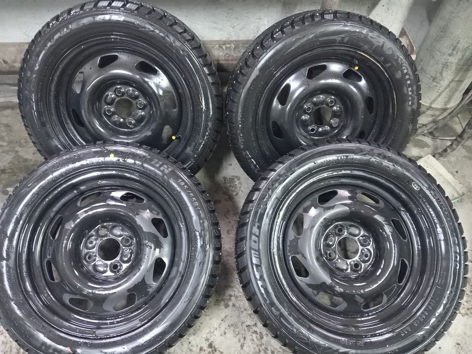 Прадам камплект новых балонов с дисками