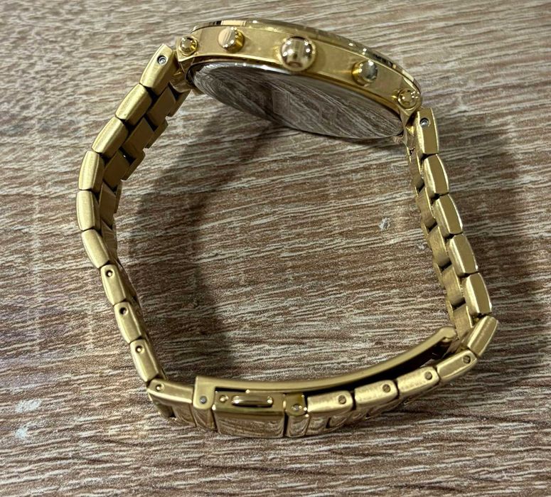 Дамски часовник TOMMY HILFIGER 3022