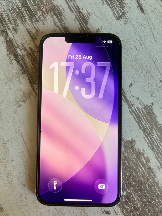 Продавам IPhone 13pro