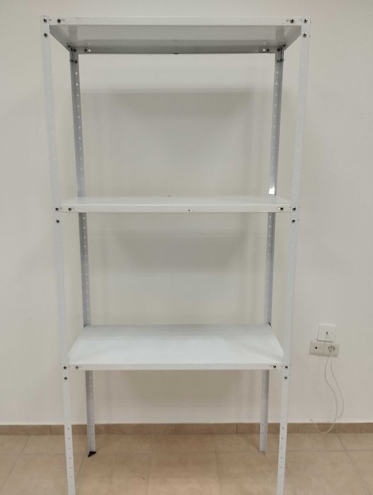 Стелажи - оборудване за склад или магазин