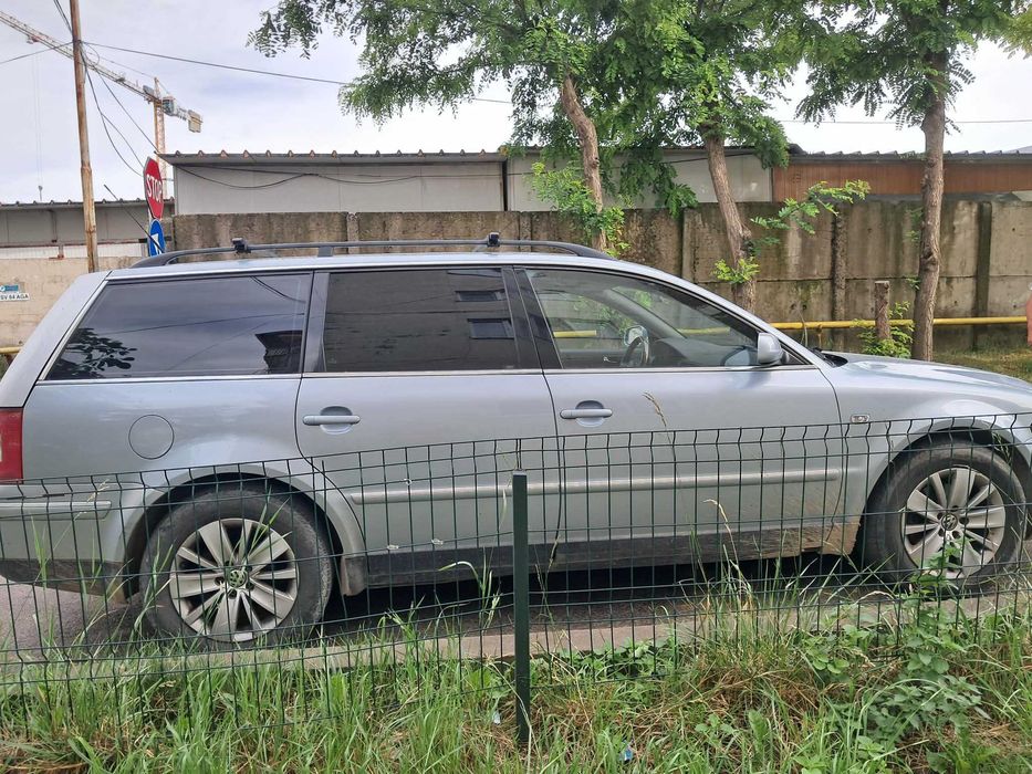 VOLKSWAGEN Passat 0 — imagine 4