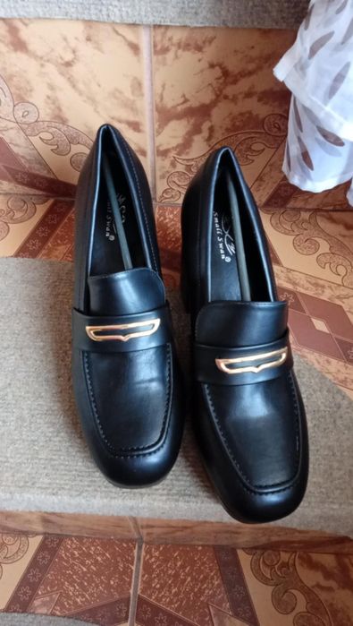 Pantofi comozi cu toc gros