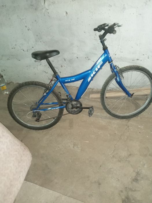 Продам велосипед на запчасти