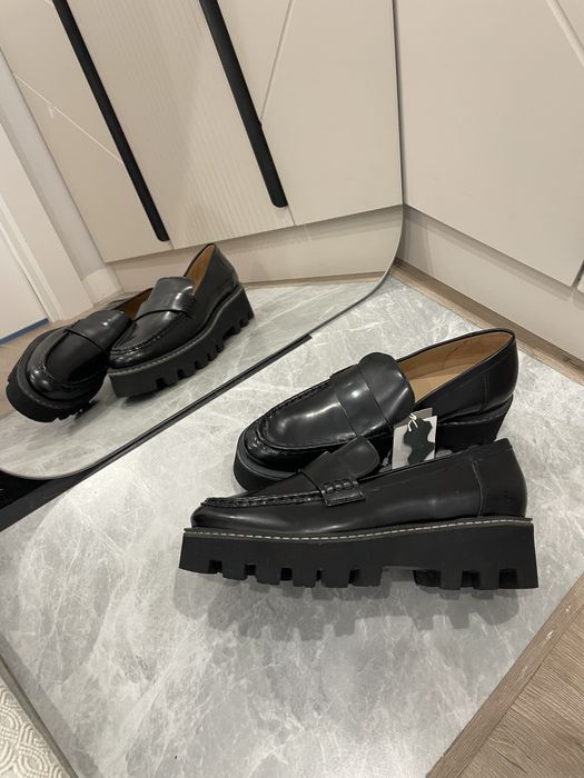 Лоферы из натуральной кожи