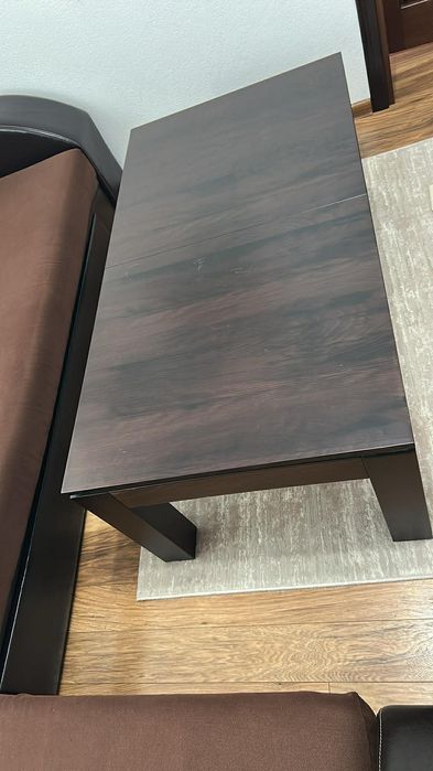 Ъглов диван с маса