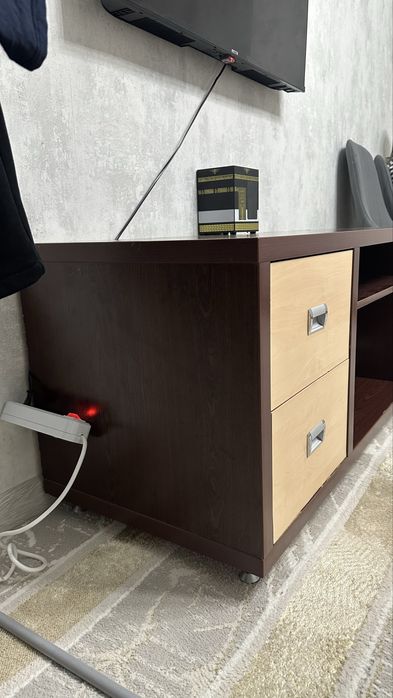 Тумба из дерева прочная