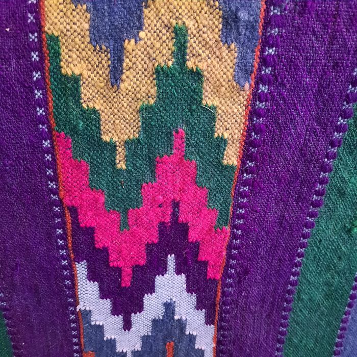 Covor din lână,oltenesc, țesut în război.