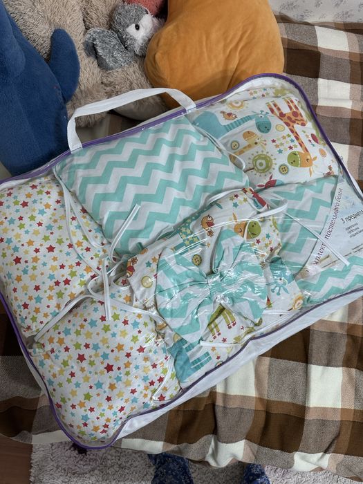 Продам новый набор для детской кроватки