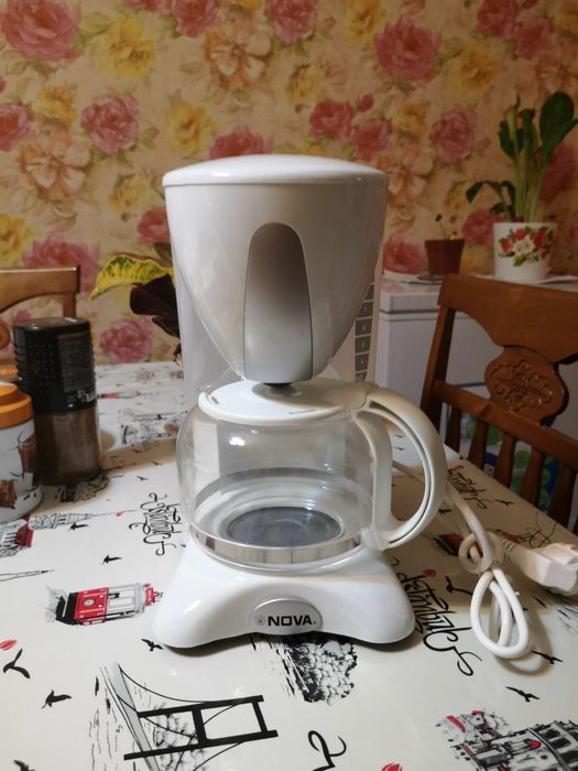 Кофеварка  (капельная)