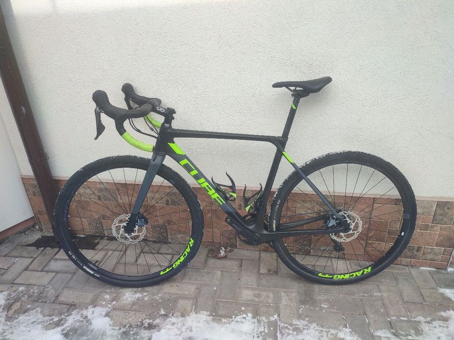 Отдaм дapoм велосипед Cube Gravel