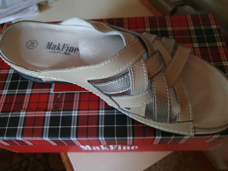 Шлёпки сабо новые