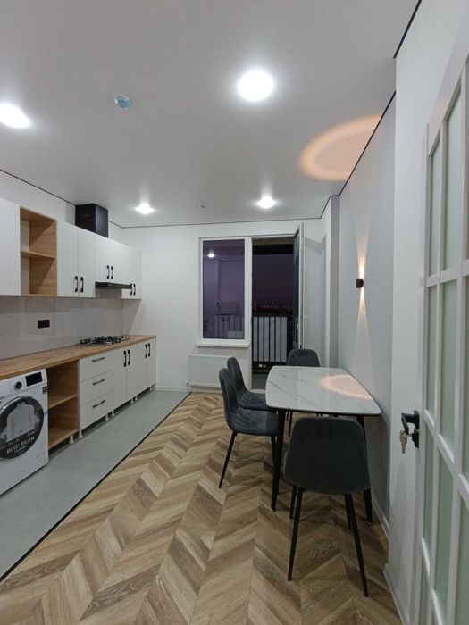 NRJ ZAMON, рядом метро 2-ком квартира с готовым квартирантом-500