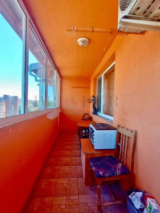 Продава се Двустаен апартамент в Велико Търново, Колю Фичето - 50 кв.м за 1570 €/кв.м - Снимка #7