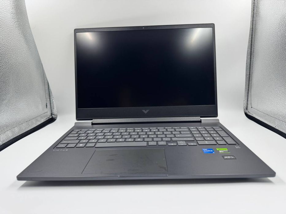 Hp Victus 16 RTX 4050 i5-13500HX