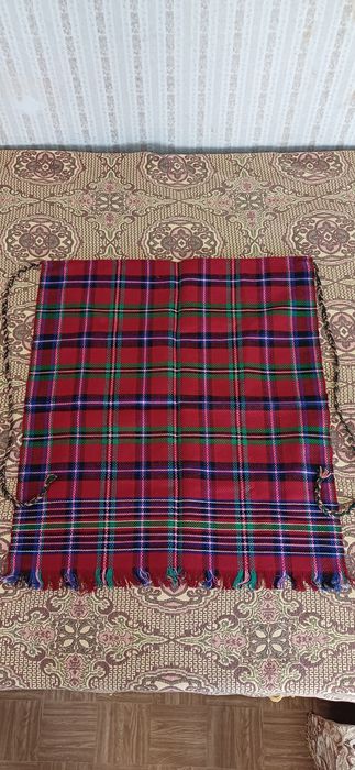 Продавам пътеки,калъфки,пристилки и др.Автентични ръчно тъкани.