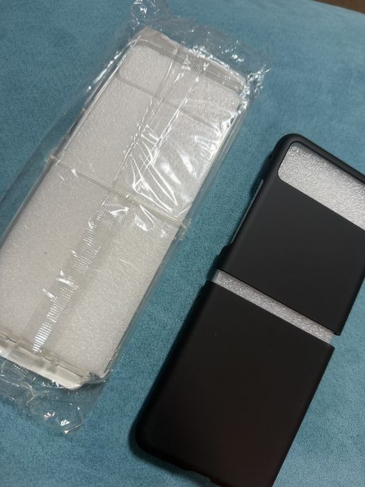 Калъфчета за Motorola Razr 40