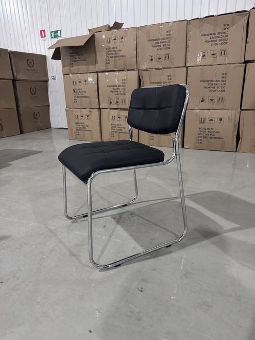 Стул офисный мягкий