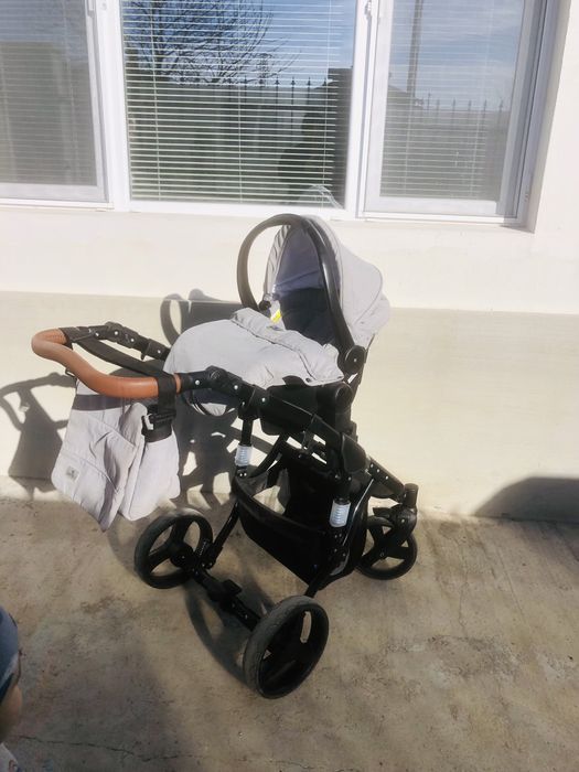 Детска комбинирана количка 3в1