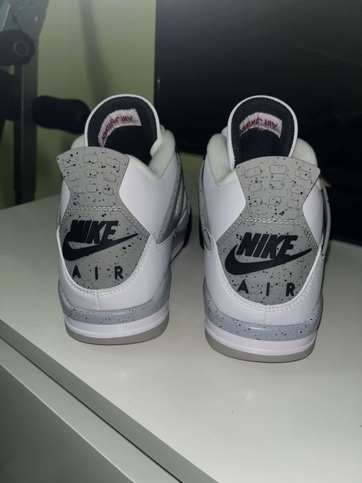 Jordan 4  Retro White Cement