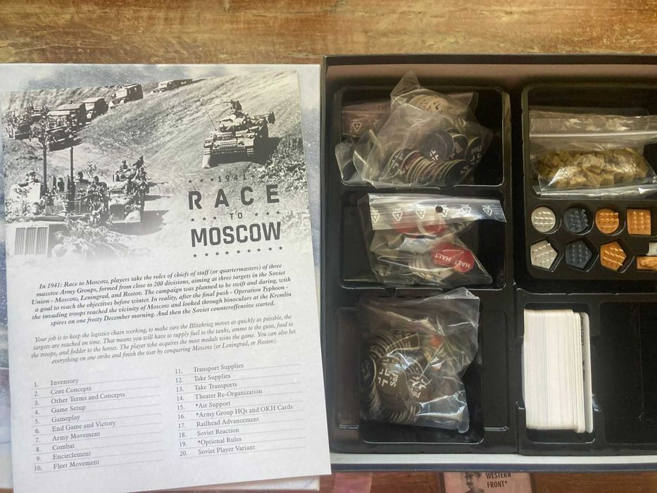 Race to Moscow + Axis Aircraft Expansion - joc societate