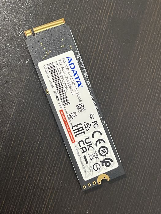SSD Adata Legend 710 256 GB