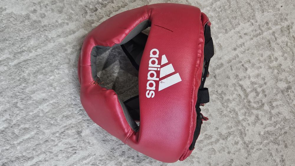 Шлем для бокса..