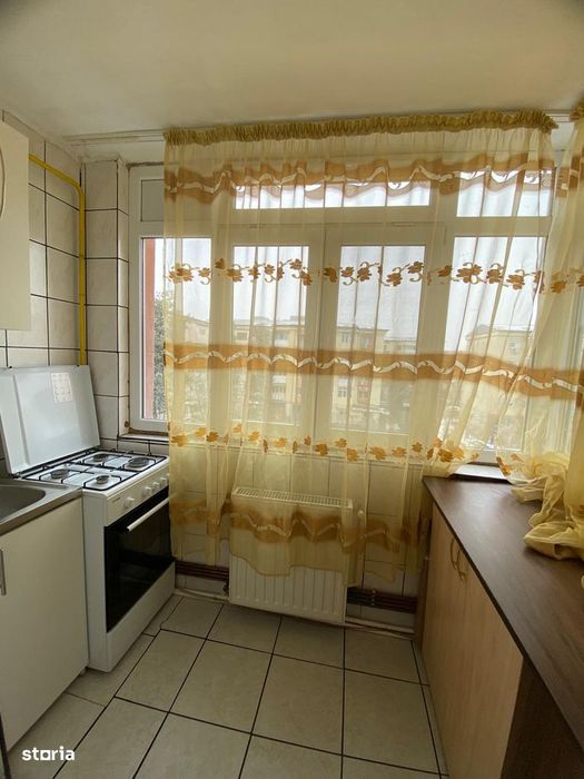 Apartament Craiovita 2camere cu centrala 3/4