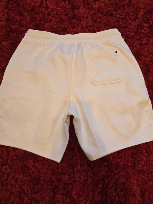 Pantaloni scurți Tommy Hilfiger Originali Nike Armani Prada