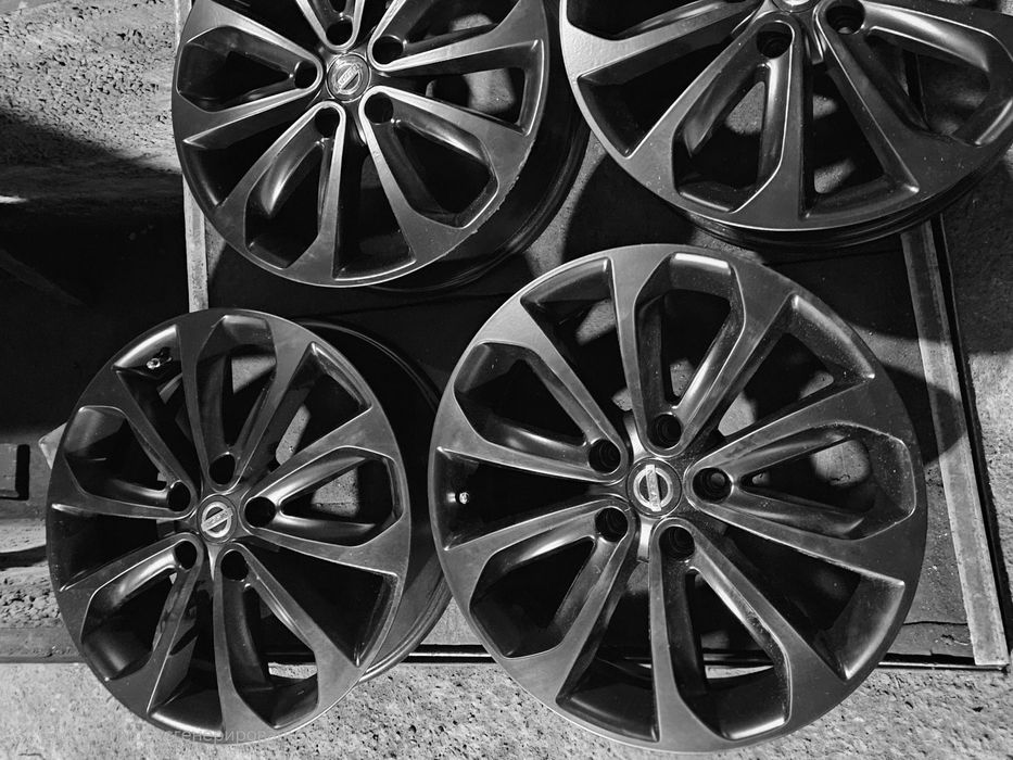 Продам оригинальные диски