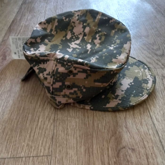 Продам военную форму в школу