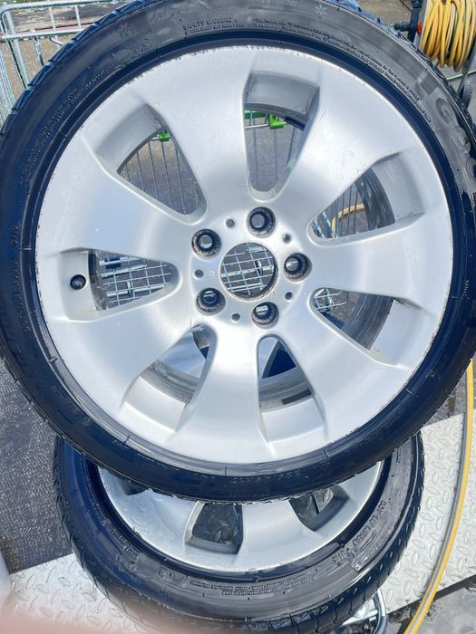 Джанти с гуми BMW 17” прави без забележки,