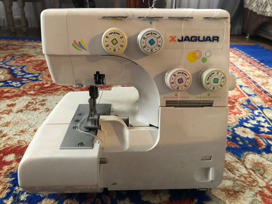 Продается оверлок