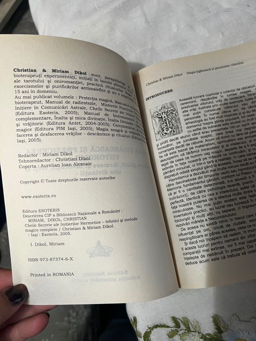 Carte ezoterică „Magia țigănească și prezicerea viitorului” – vrăji, farmece, ocultism