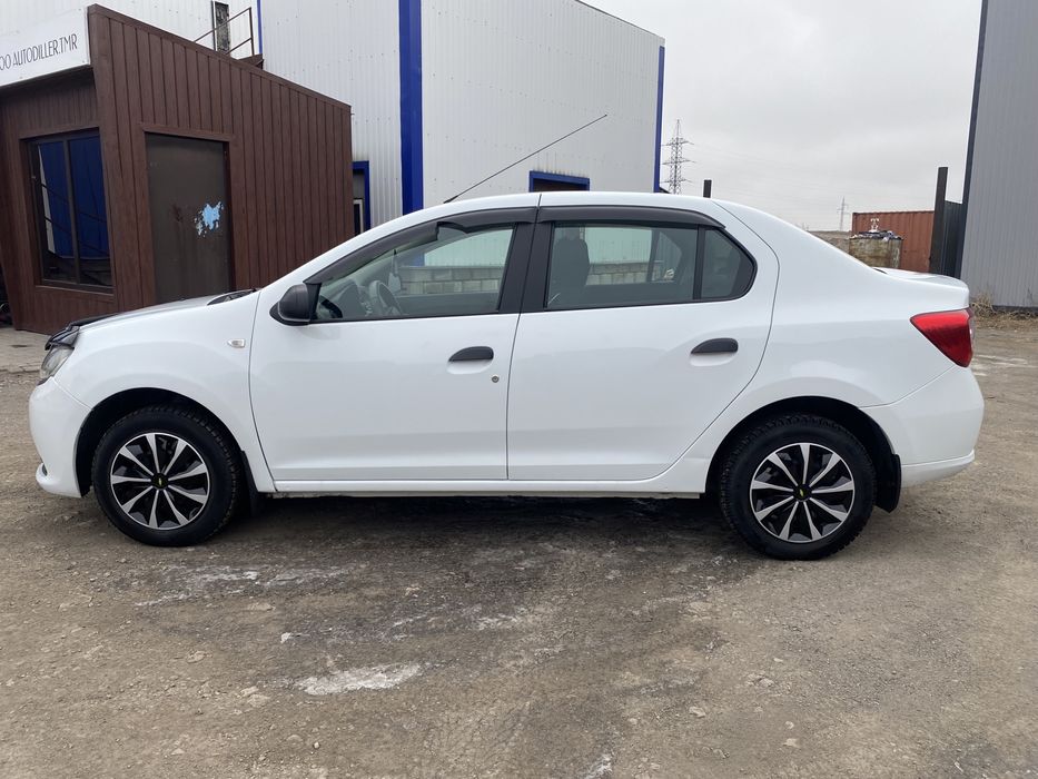 Renauld Logan 18 года