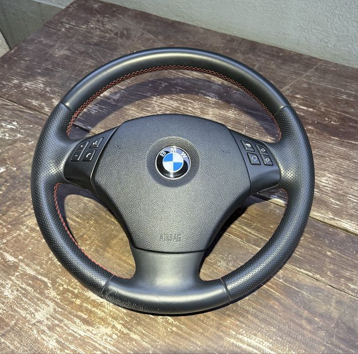 Volan bmw e90 retapitat