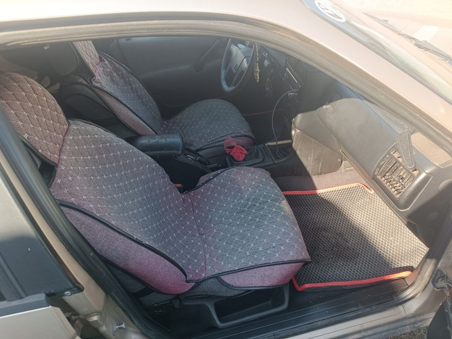 Авточехлы автомобильные отдам