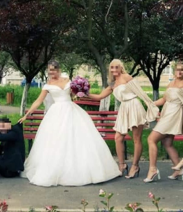 Rochie de mireasă de închiriat