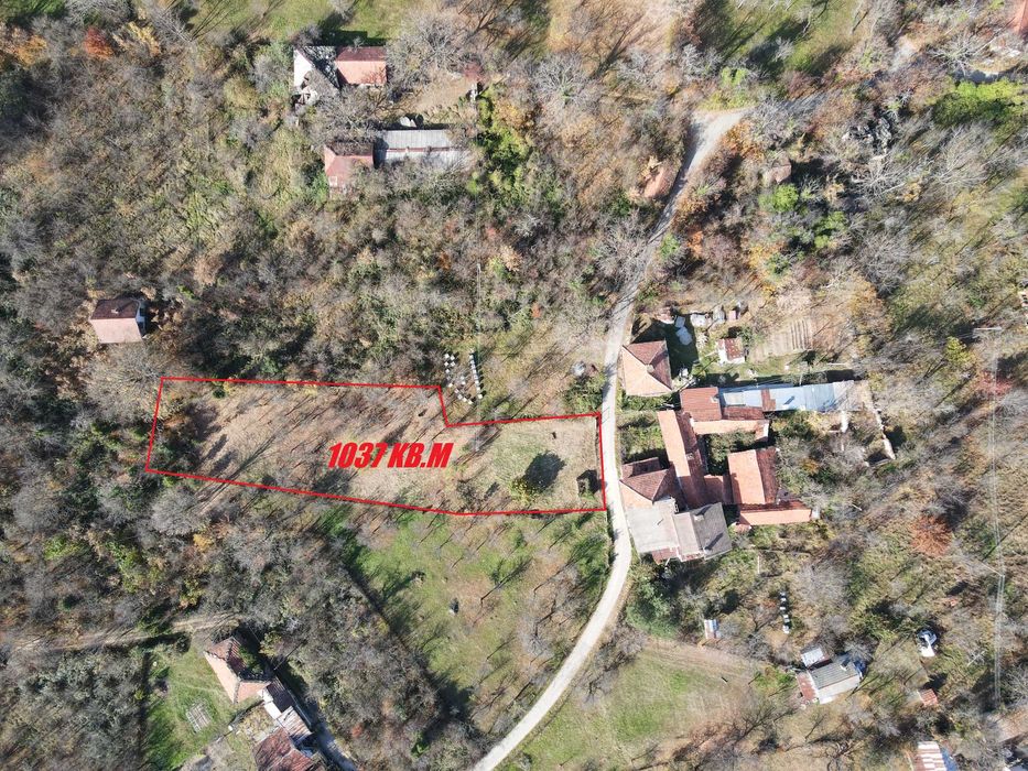Продава се Парцел в Троян - 1037 кв.м за 26 €/кв.м - Снимка #1