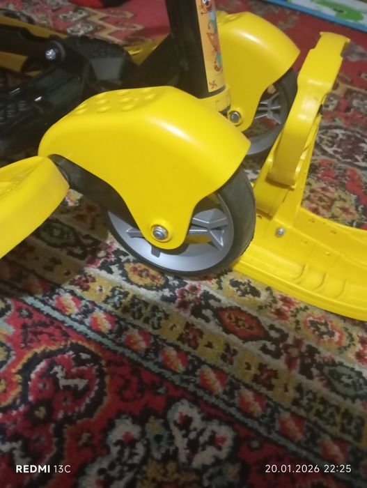 Детский снегокат