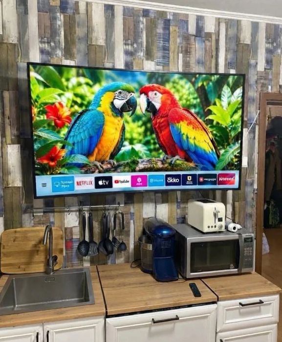Samsung 140 см 4К smart tv телевизор