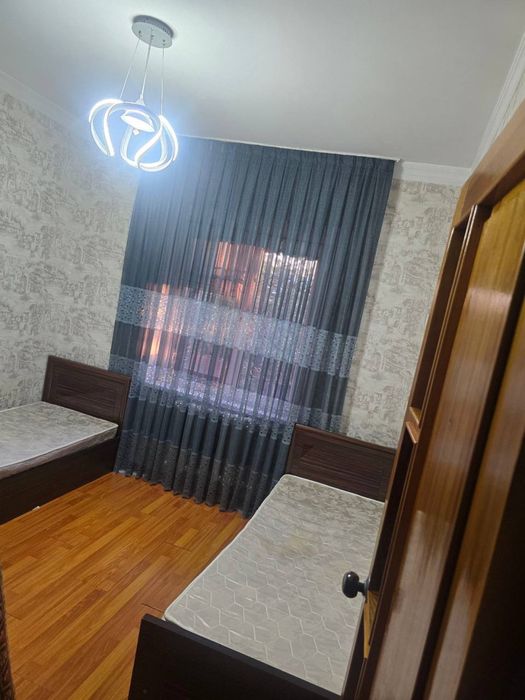 Юнусабод 14.кв 4/5/5 92.кв Срочно квартира