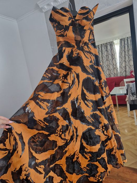 Rochie magazin Hellen din Unirii Bucuresti
