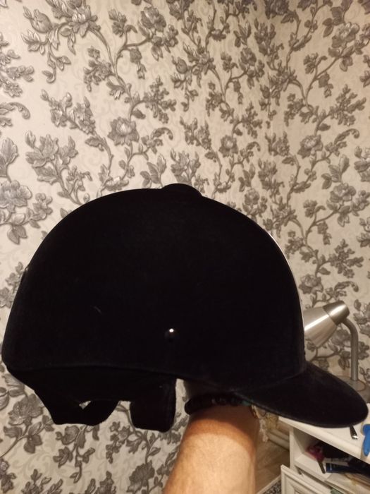 Продам детский шлем для конного спорта