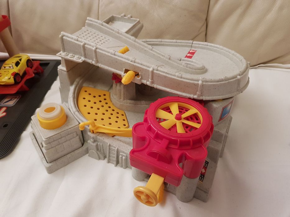 Две ретро писти за колички