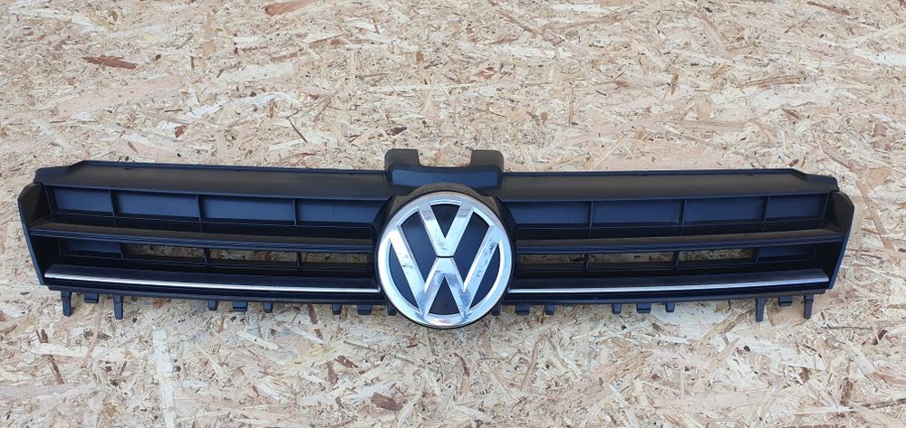 Grilă bară față Volkswagen Golf 7 originală 5G0853653E / 5G0853655D