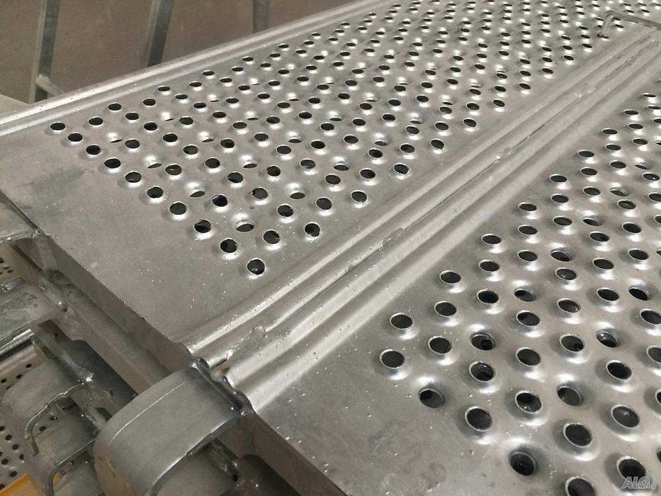 СКЕЛЕ под НАЕМ за Фасади --на Секции Рамково