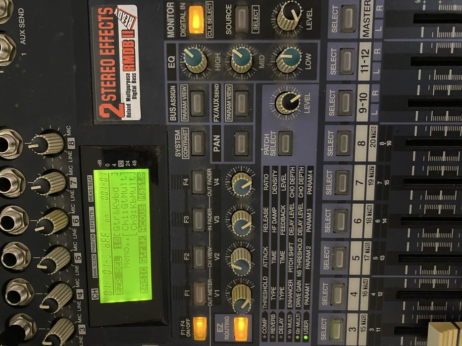 Mixer Pasiv digital profesional Roland 3100 cu memorie interna