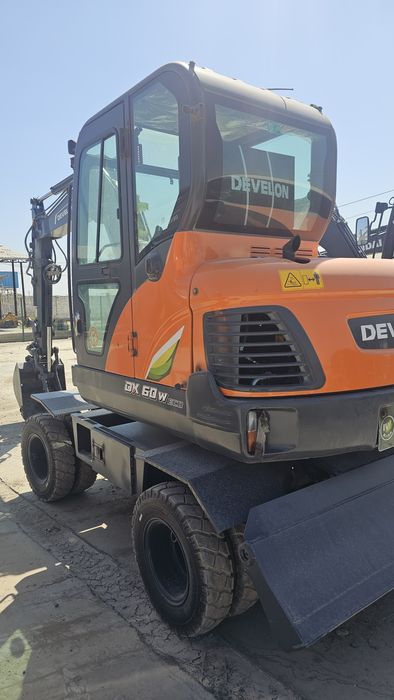 Экскаватор Develon DX60 W eco 2025 года
